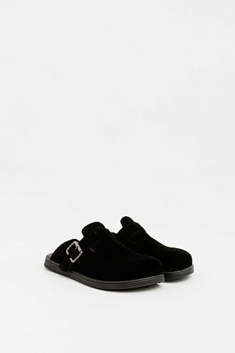 Milli v.black